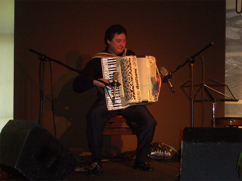 Album: Festival Agrate Brianza,14 Maggio 2006 - Descrizione: Claudio Ranalli