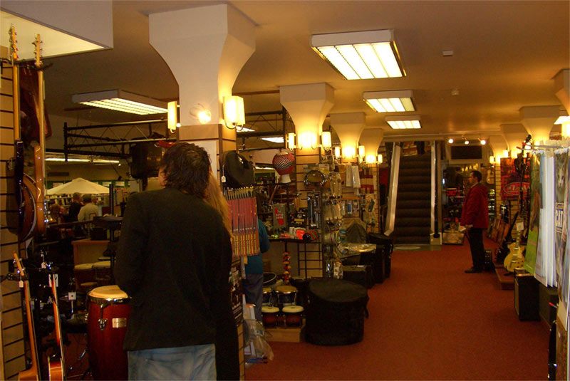 Album: Scozia 2005 - Descrizione: Interno Bruce Millers Shop.